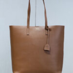 Saint Laurent Shopping Saint Laurent In Leather